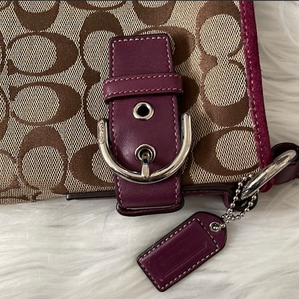 Coach Signature Vintage Shoulder Bag